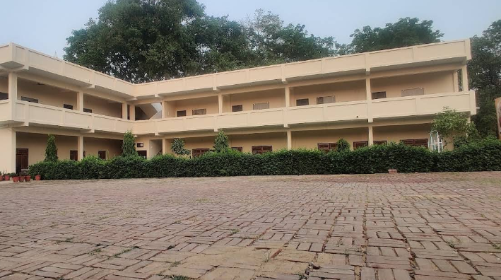 नैमिषारण्य में रहने की जगहें — Accommodation in Naimisharanya screenshot 2025 10 27 230936