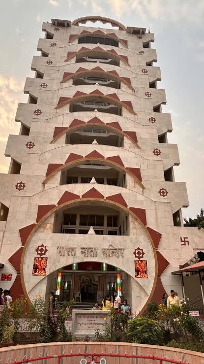 image search 1760607765246