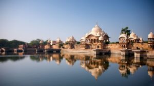 मथुरा में घूमने की प्रमुख जगहें (Top Places To Visit In Mathura) image search 1760892229024